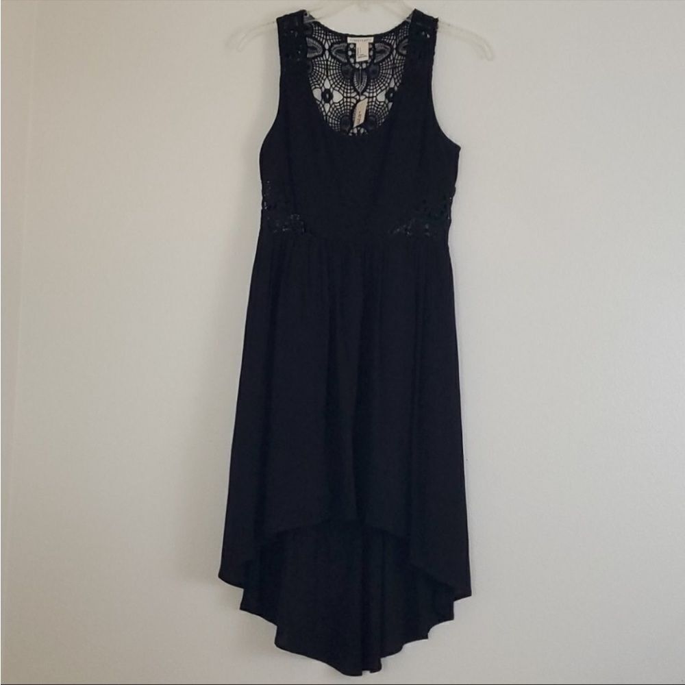 ✨ Crochet Back High-Low Dress✨ - Picture 2 of 3